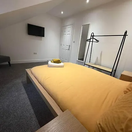 2 Bedroom Serviced In Lejlighed