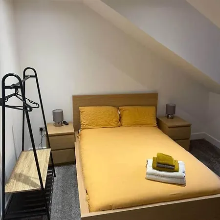 2 Bedroom Serviced In